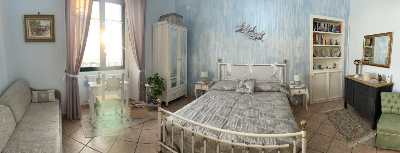 Апартаменты A Casa Di Stella Салерно Экстерьер фото